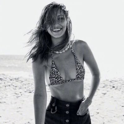 'Chân dài' 9x Bella Hadid gợi cảm ngất ngây - ảnh 6