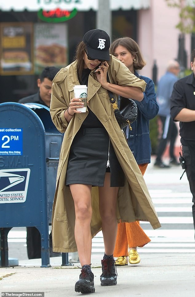 Irina Shayk dọn khỏi nhà, rộ tin rạn nứt với Bradley Cooper - ảnh 1
