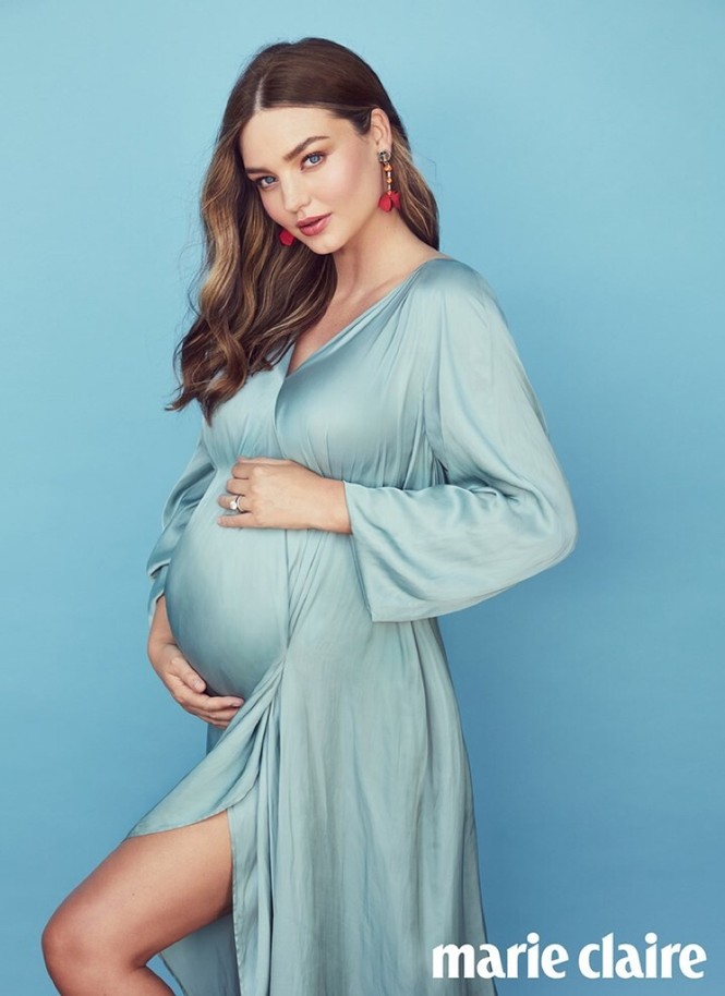 Mang thai lần 3, bà bầu Miranda Kerr mặn mà xuân sắc - ảnh 2