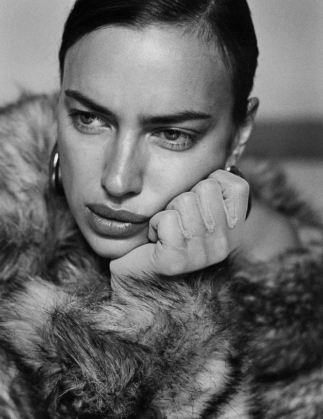 Đưa con đi dạo, Irina Shayk vẫn đẹp và thần thái như đang catwalk - ảnh 20