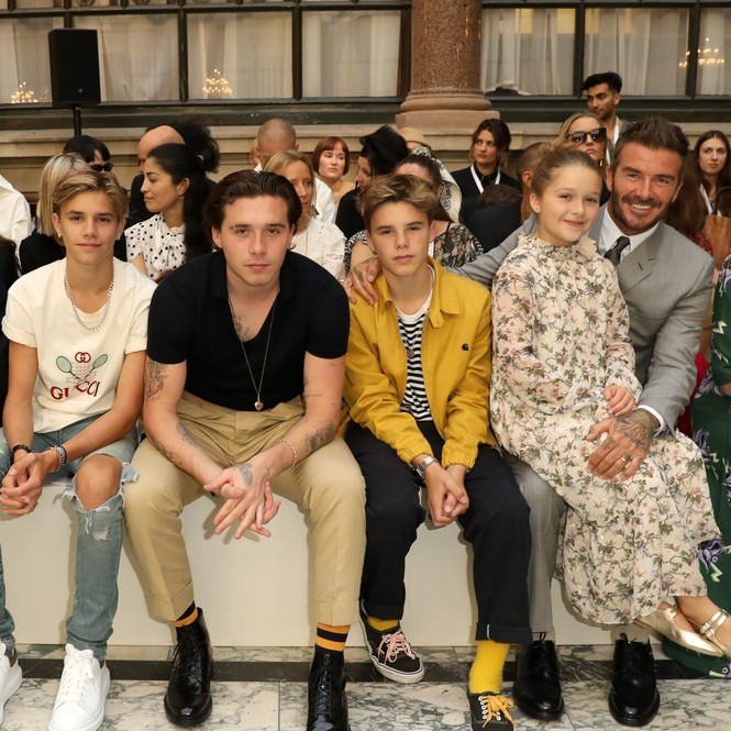 Victoria Beckham 45 tuổi trẻ trung quyến rũ nhưng vẫn 'lạnh như tảng băng' - ảnh 12