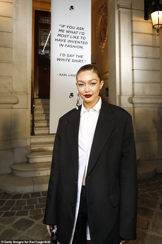 Siêu mẫu 1m88 Karlie Kloss diện váy hở ngực, đọ sắc con gái Cindy Crawford - ảnh 13