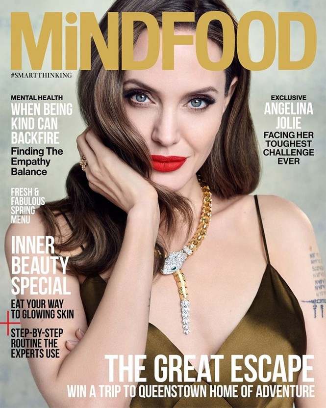 Angelina Jolie: Đẳng cấp quyến rũ khó ai sánh kịp - ảnh 7