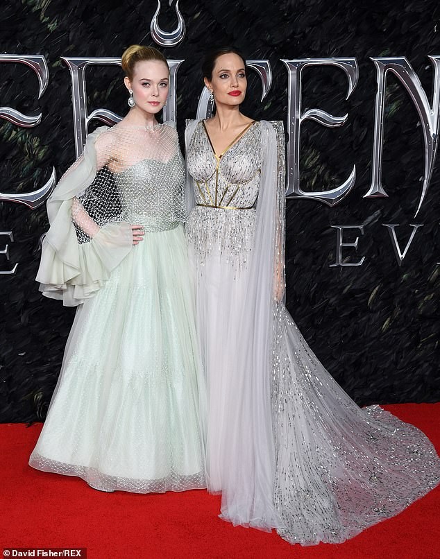 Diễn viên 9x Elle Fanning đẹp như công chúa bước ra từ cổ tích - ảnh 7