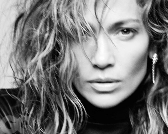 Jennifer Lopez mặt mộc khác lạ, e ép ngực căng đầy - ảnh 6