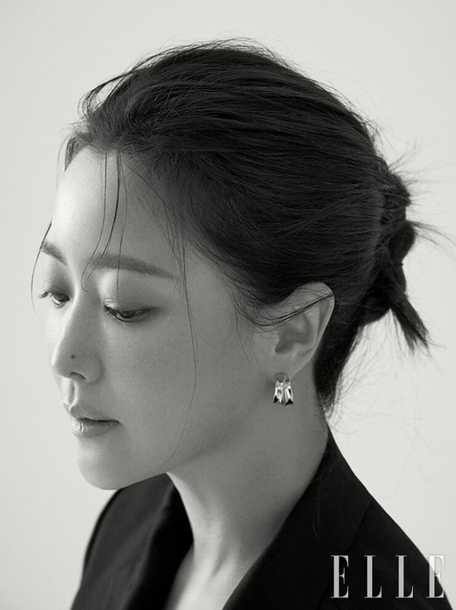 Ngỡ ngàng nhan sắc tuổi 43 của nữ thần sắc đẹp xứ Hàn Kim Hee Sun - ảnh 10