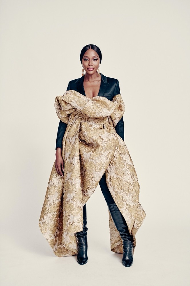 Mê mẩn sắc vóc tuyệt mỹ của siêu mẫu huyền thoại Naomi Campbell - ảnh 9