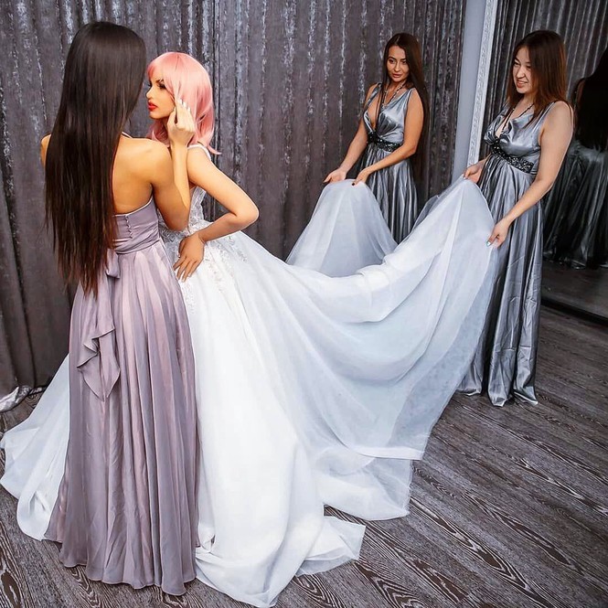 Anh chàng thể hình cưới bạn gái là búp bê - ảnh 7