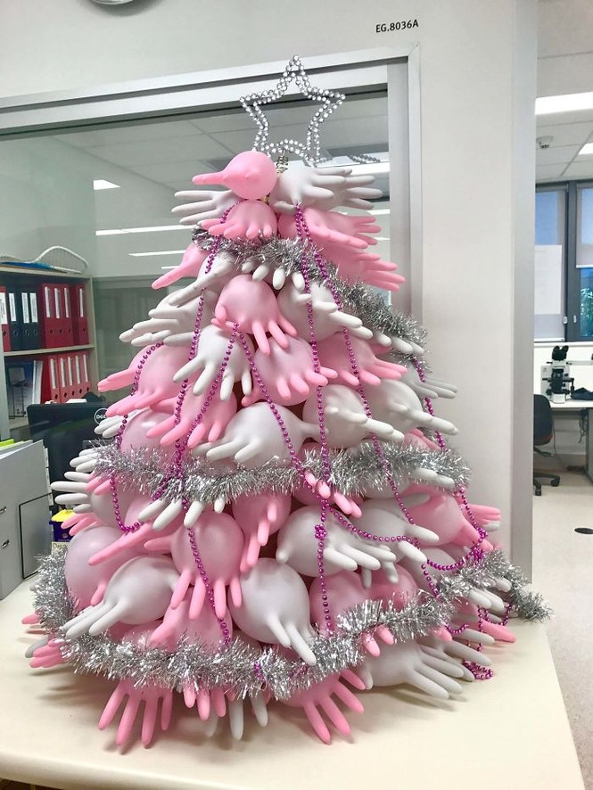 Thích mê những cây thông Noel 'có một không hai' của dân mạng - ảnh 13