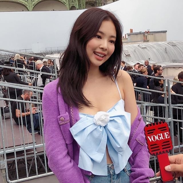 Chiếc áo nơ 34 triệu đồng đang khiến các cô gái mê mẩn có gì hot? - ảnh 3
