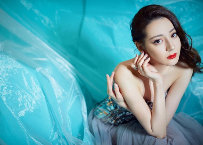 Địch Lệ Nhiệt Ba đẹp xuất sắc với thần thái đỉnh cao tựa tiên nữ - ảnh 9
