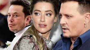 Vợ cũ 'cướp biển' Johnny Depp gây sốc với nụ hôn đồng giới - ảnh 12