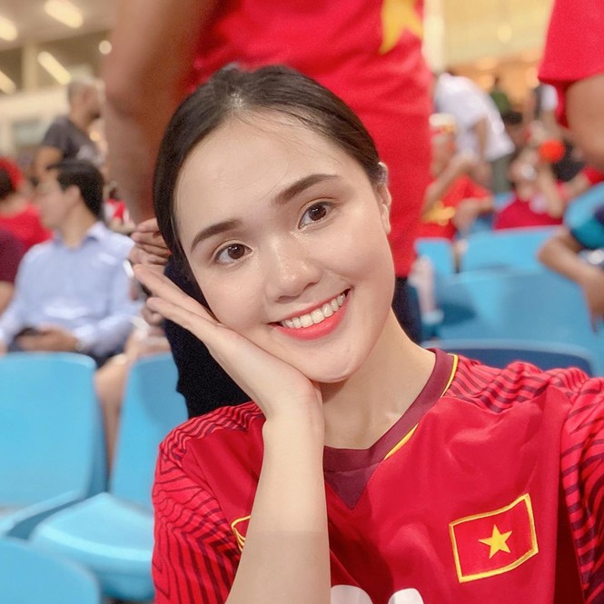 Trung vệ Duy Mạnh hé lộ ngày cưới bạn gái Quỳnh Anh - ảnh 4