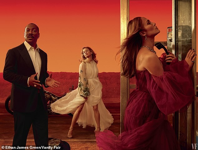 Jennifer Lopez 50 tuổi trẻ đẹp đầy mê hoặc với đường cong bốc lửa - ảnh 7