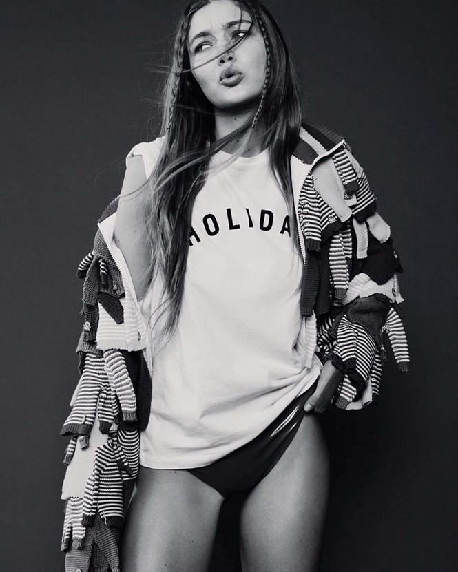 Gigi Hadid cởi áo bán nude trên Vogue Nga - ảnh 14
