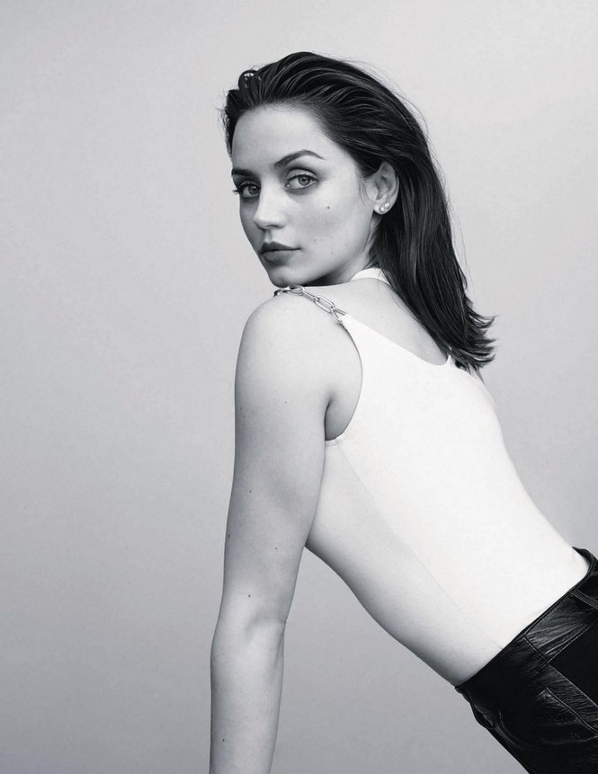 Ana de Armas xinh đẹp như nàng thơ trên bìa tạp chí Vogue Tây Ban Nha số tháng 4. - ảnh 11