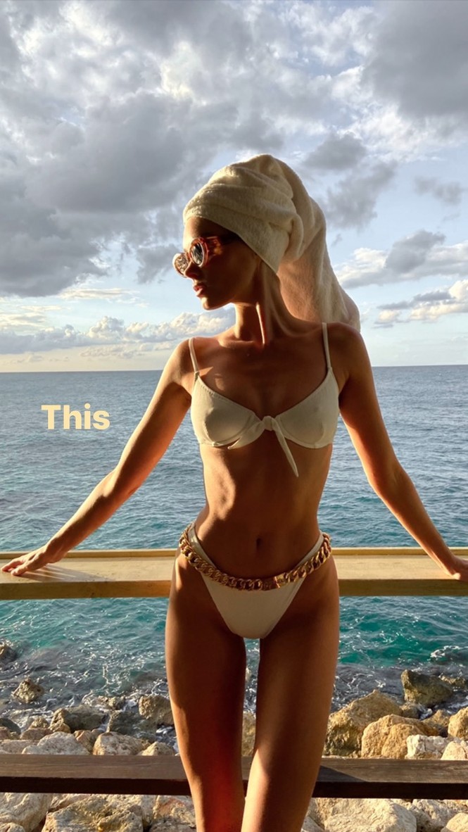 Thiên thần nội y Elsa Hosk khoe đường cong 'gây mê' tại nhà giữa mùa dịch - ảnh 7
