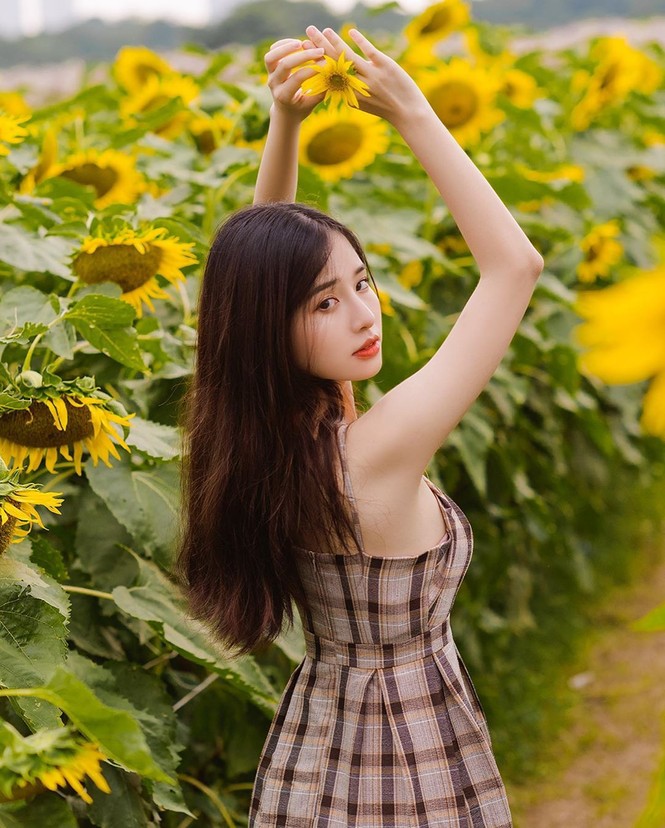 Nụ cười tỏa nắng của Mai Linh thực sự