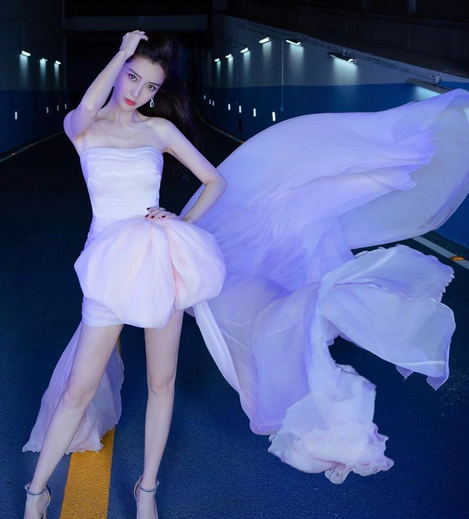 Angelababy xinh đẹp tựa nữ thần - ảnh 1 Angelababy xinh đẹp tựa nữ thần - ảnh 1
