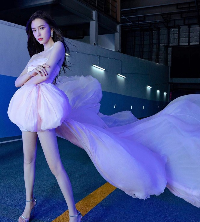 Angelababy xinh đẹp tựa nữ thần - ảnh 2 Angelababy xinh đẹp tựa nữ thần - ảnh 2