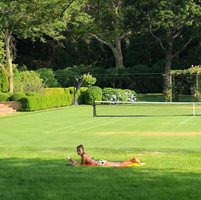 Bella Hadid căng đầy sức sống trên biển - ảnh 25
