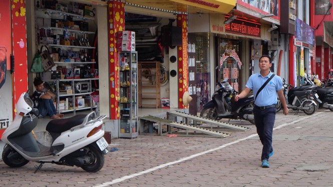 bậc tam cấp, phá dỡ, cầu sắt, cốt nhà cao, xã đàn, đống đa - ảnh 1
