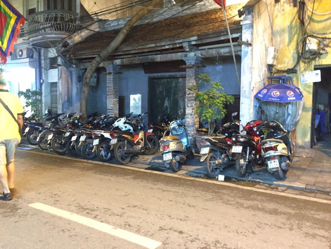 trông xe lậu, bãi xe lậu, hàng buồm, phường hàng buồm, tái lấn chiếm vỉa hè, - ảnh 9