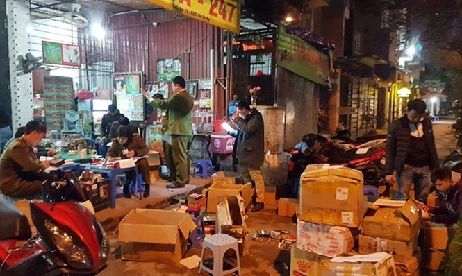 Hà Nội: Thu giữ hàng ngàn sản phẩm thuốc kích dục không nguồn gốc - ảnh 2 Hà Nội: Thu giữ hàng ngàn sản phẩm thuốc kích dục không nguồn gốc - ảnh 2