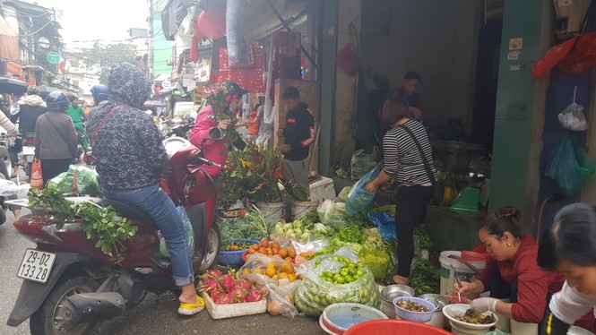 30 tết, hà nội, chợ tết, giá cả, leo thang, thịt lợn - ảnh 2