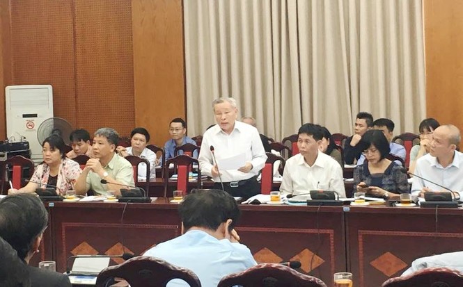 Hà Nội tăng phí lòng đường gấp 3 lần để tăng thu ngân sách - ảnh 1