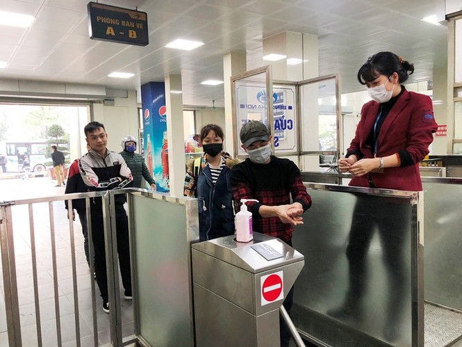Dừng hoạt động tuyến xe khách Hà Nội - Trung Quốc - ảnh 1