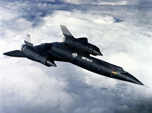 SR-71 - trinh sát cơ khuất phục hàng nghìn tên lửa phòng không - ảnh 1