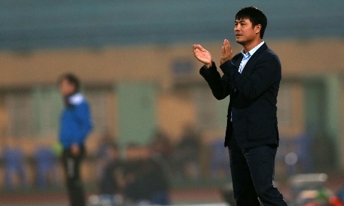 Công Vinh lập hat-trick, Việt Nam thắng trận đầu với HLV Hữu Thắng - ảnh 1