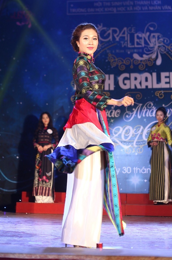 Lộ diện cặp đôi tài sắc Nhân văn 2016 - ảnh 2