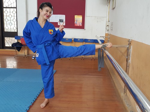 NSƯT Kim Oanh: 'Tôi biết phải trái để làm chủ đời mình' - ảnh 1