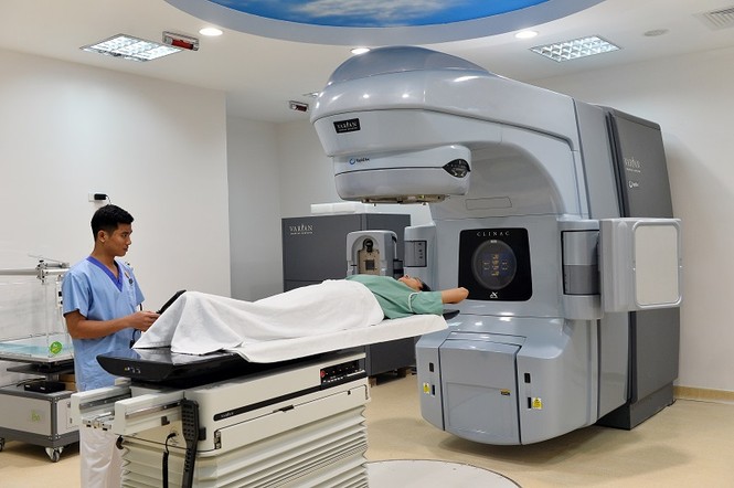Vinmec và Vinschool chuyển đổi sang mô hình phi lợi nhuận - ảnh 2