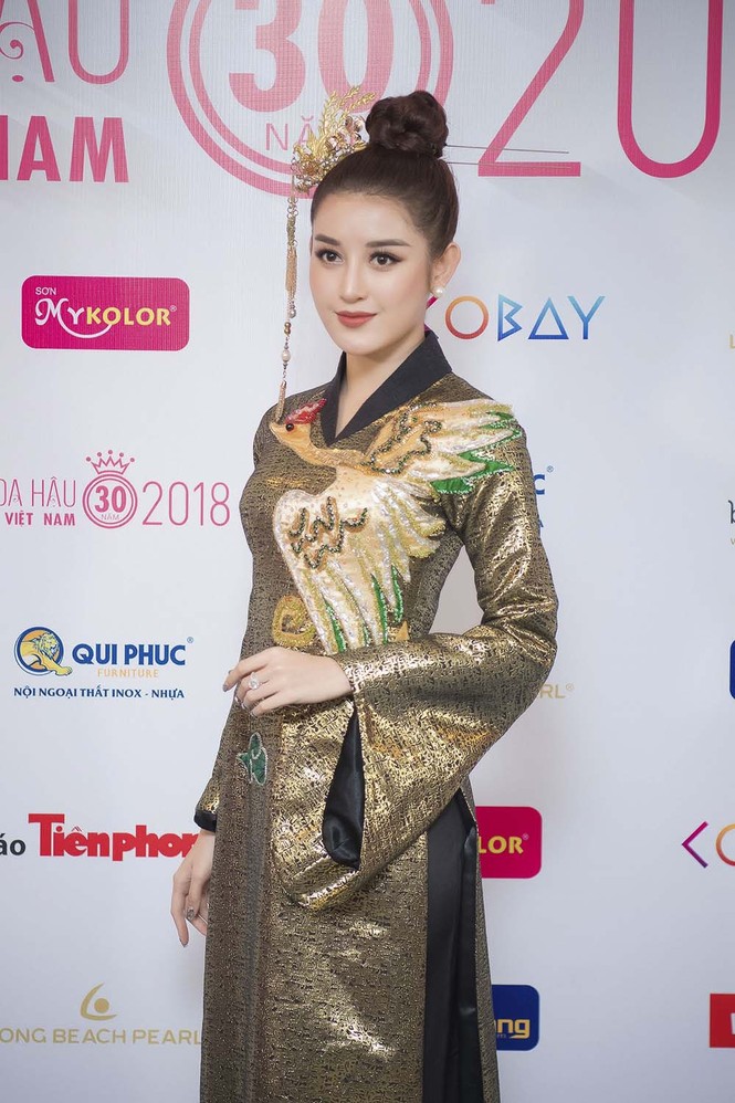 Dàn Hoa hậu, Á hậu duyên dáng với áo dài ở họp báo HHVN 2018 - ảnh 6