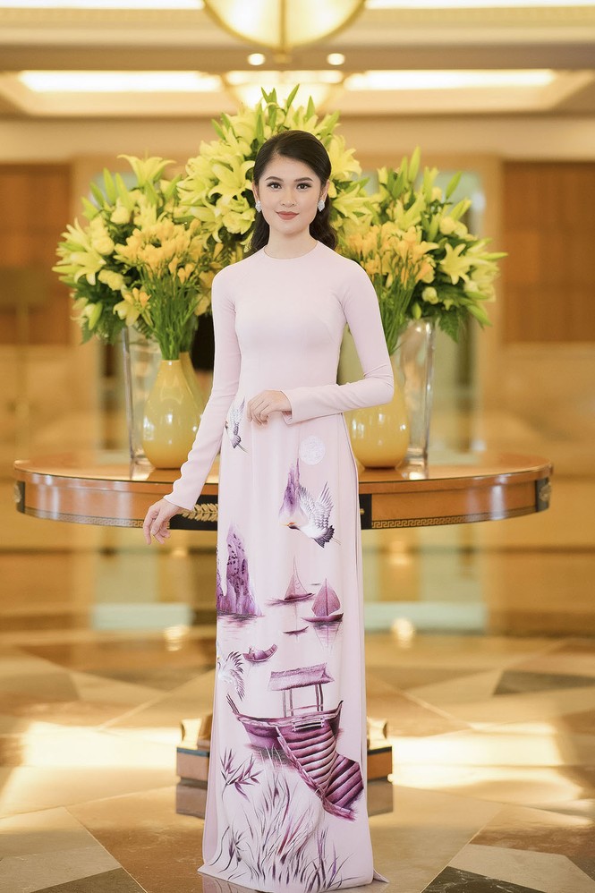 Dàn Hoa hậu, Á hậu duyên dáng với áo dài ở họp báo HHVN 2018 - ảnh 4