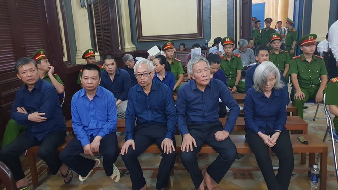 Tiết lộ bất ngờ về thân thế nguyên Tổng giám đốc DongAbank - ảnh 1
