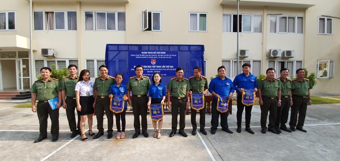 Tuổi trẻ Công an nhân dân sôi nổi hoạt động Tháng Thanh niên 2019 - ảnh 12