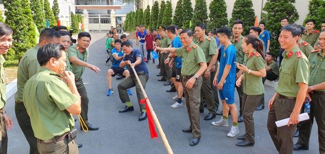 Tuổi trẻ Công an nhân dân sôi nổi hoạt động Tháng Thanh niên 2019 - ảnh 7