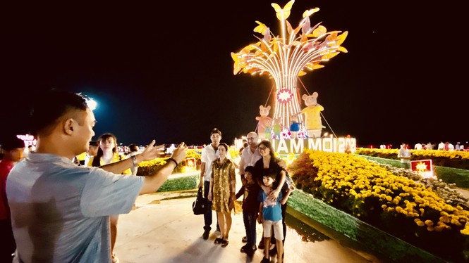 Tận mắt thấy gia đình chuột ở khu lấn biển lớn nhất Việt Nam - ảnh 2