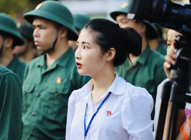 Nam thanh nữ tú TPHCM nhập ngũ | Giới trẻ 10 Nam thanh nữ tú TPHCM nhập ngũ - ảnh 4