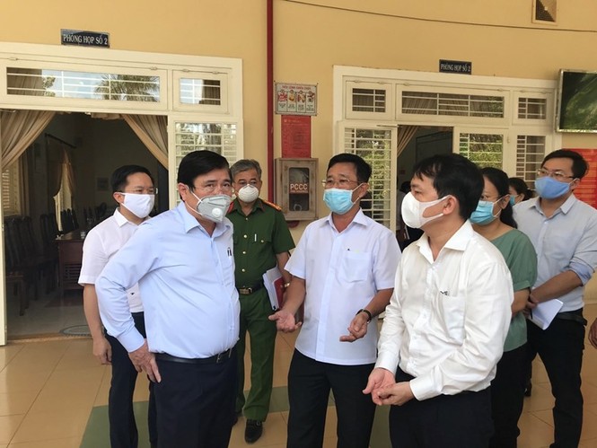 TPHCM đề nghị Quân khu 7 hỗ trợ thêm 10.000 giường phục vụ cách ly - ảnh 2