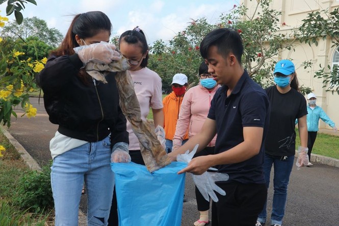 ĐH Công nghệ Miền Đông - ảnh 6