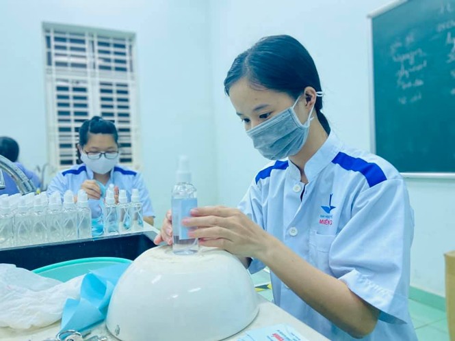 ĐH Công nghệ Miền Đông - ảnh 6