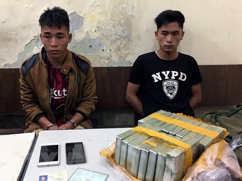 Hai anh em ruột vận chuyển 18 bánh heroin ở 'thánh địa' ma túy - ảnh 1