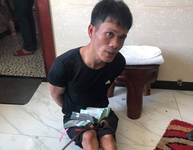 Truy bắt 2 nghi phạm liên quan vụ trộm 9 tỷ đồng ở Vĩnh Long - ảnh 1