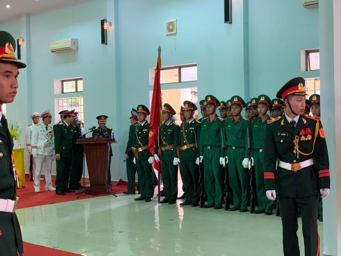 Hàng ngàn người tiễn biệt 13 liệt sĩ hy sinh tại Rào Trăng - ảnh 18