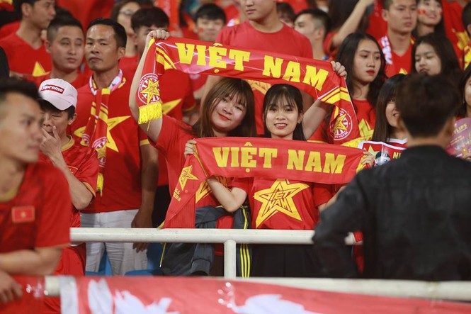 Những 'bóng hồng' tiếp sức cho trận đấu giữa U23 Việt Nam và Thái Lan - ảnh 4